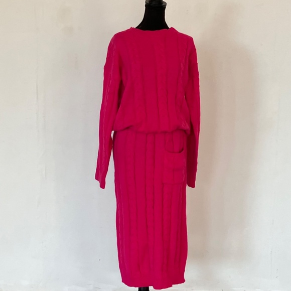 Bright Pink cable knit skirt set - Picture 2 of 10